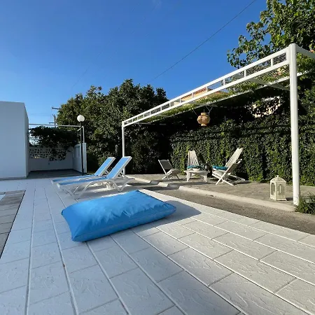 Elpiniki イキソス