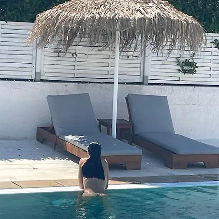 Elpiniki Villa *