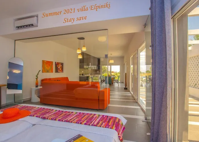 Elpiniki Villa