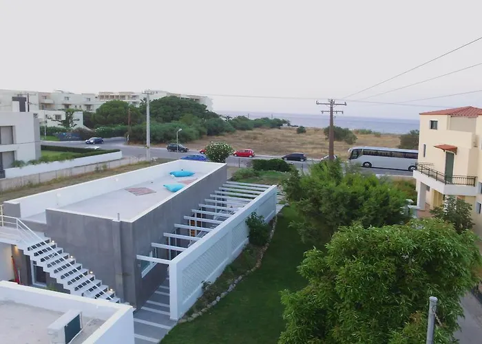 Elpiniki إكْسِيا