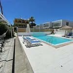 Elpiniki Villa *