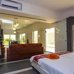 Elpiniki Villa