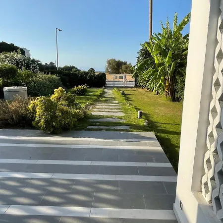 Elpiniki Ixiá