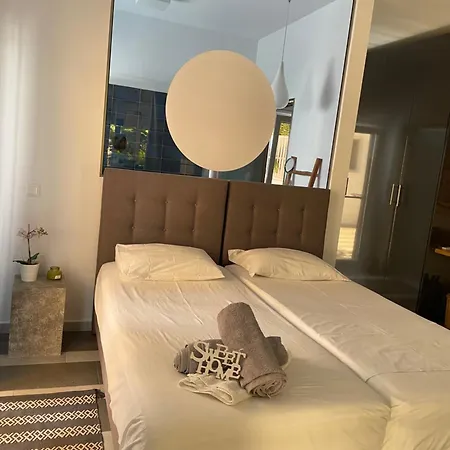 Elpiniki * Ixiá