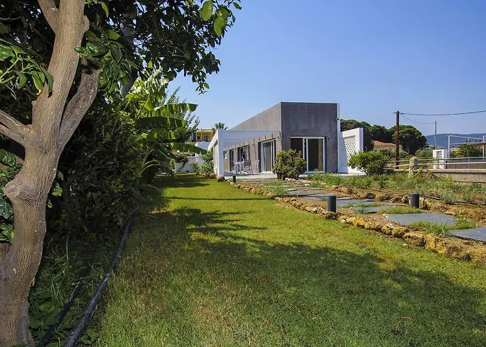 Elpiniki * Ixia (Rhodes)